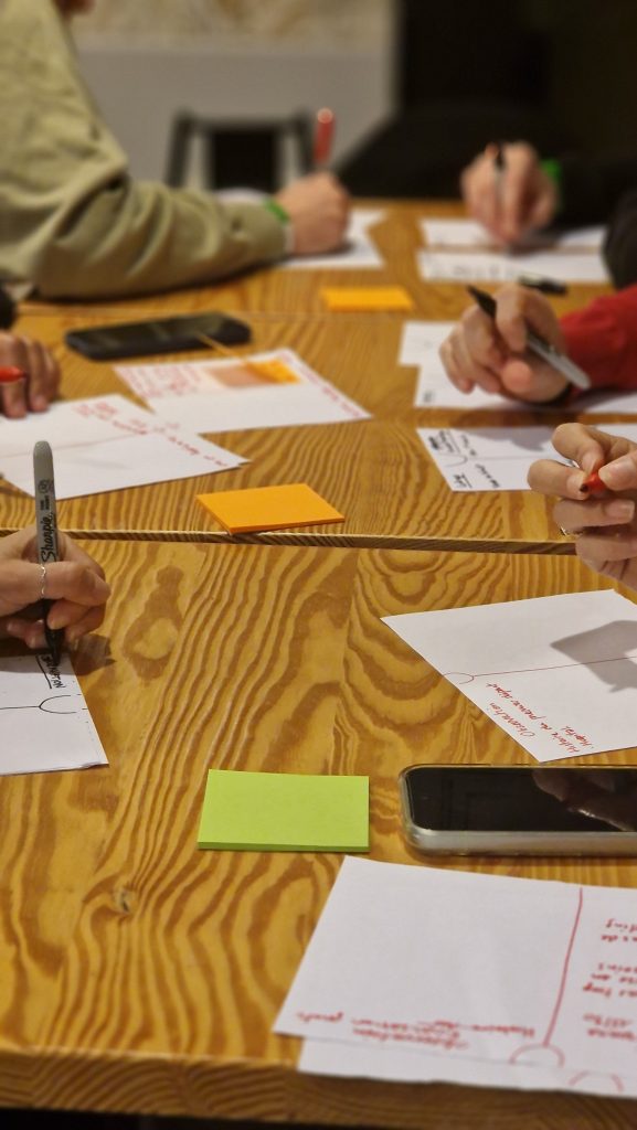 Apéro agile : atelier "réinventer le processus de conception : un voyage du double diamant à une nouvelle méthode"