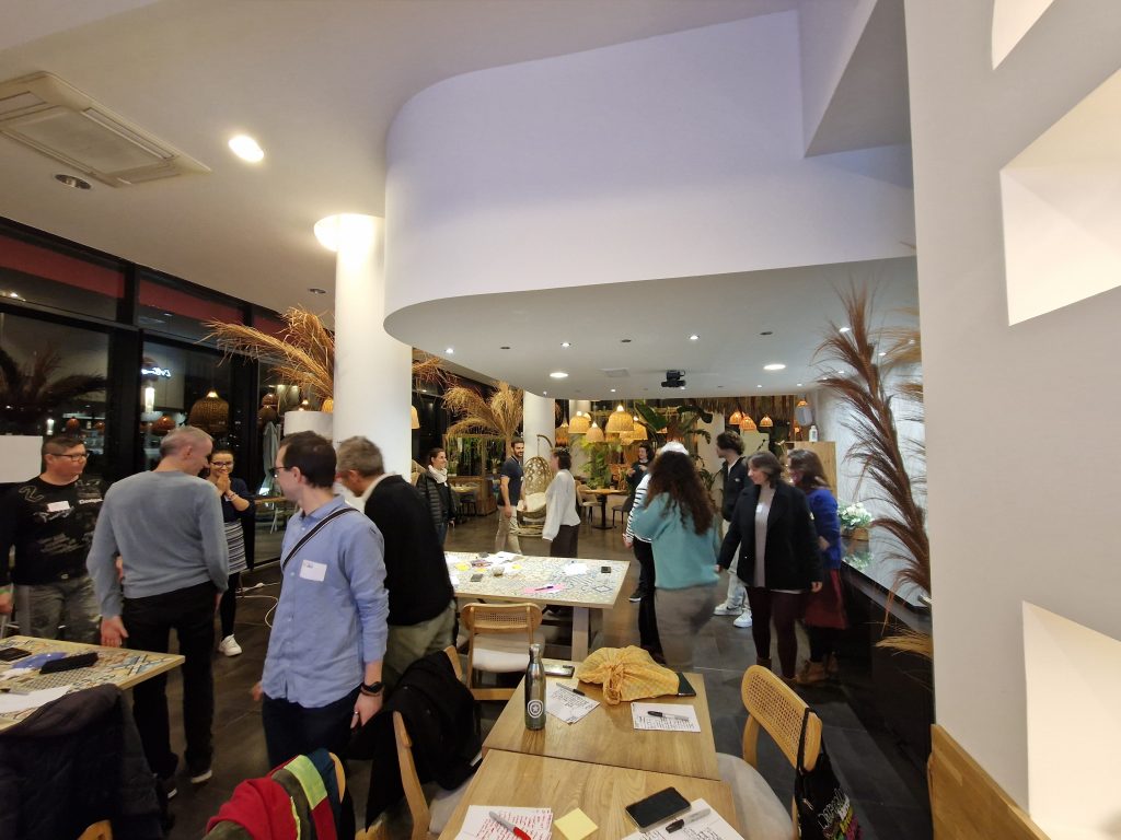 Apéro agile : atelier "réinventer le processus de conception : un voyage du double diamant à une nouvelle méthode"